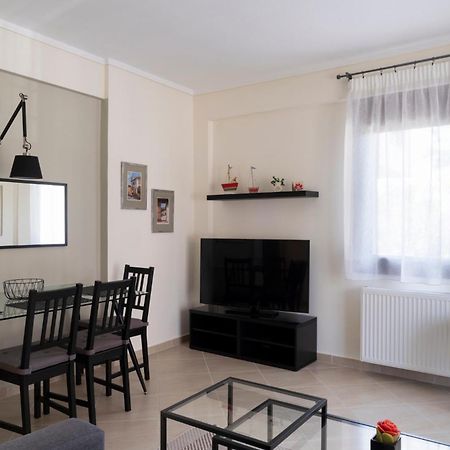 Alexandros Maisonettes & Apartments Неа Мудания Екстериор снимка
