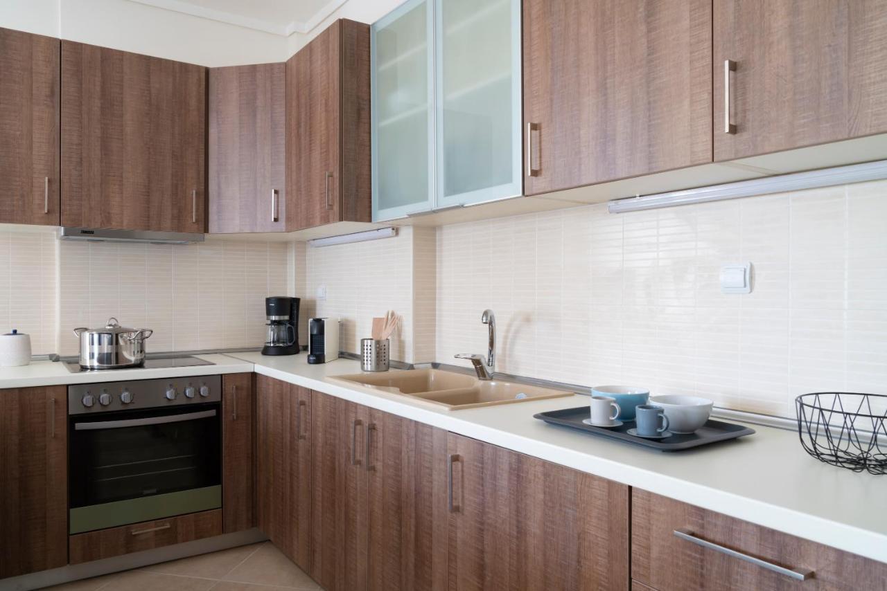 Alexandros Maisonettes & Apartments Неа Мудания Екстериор снимка