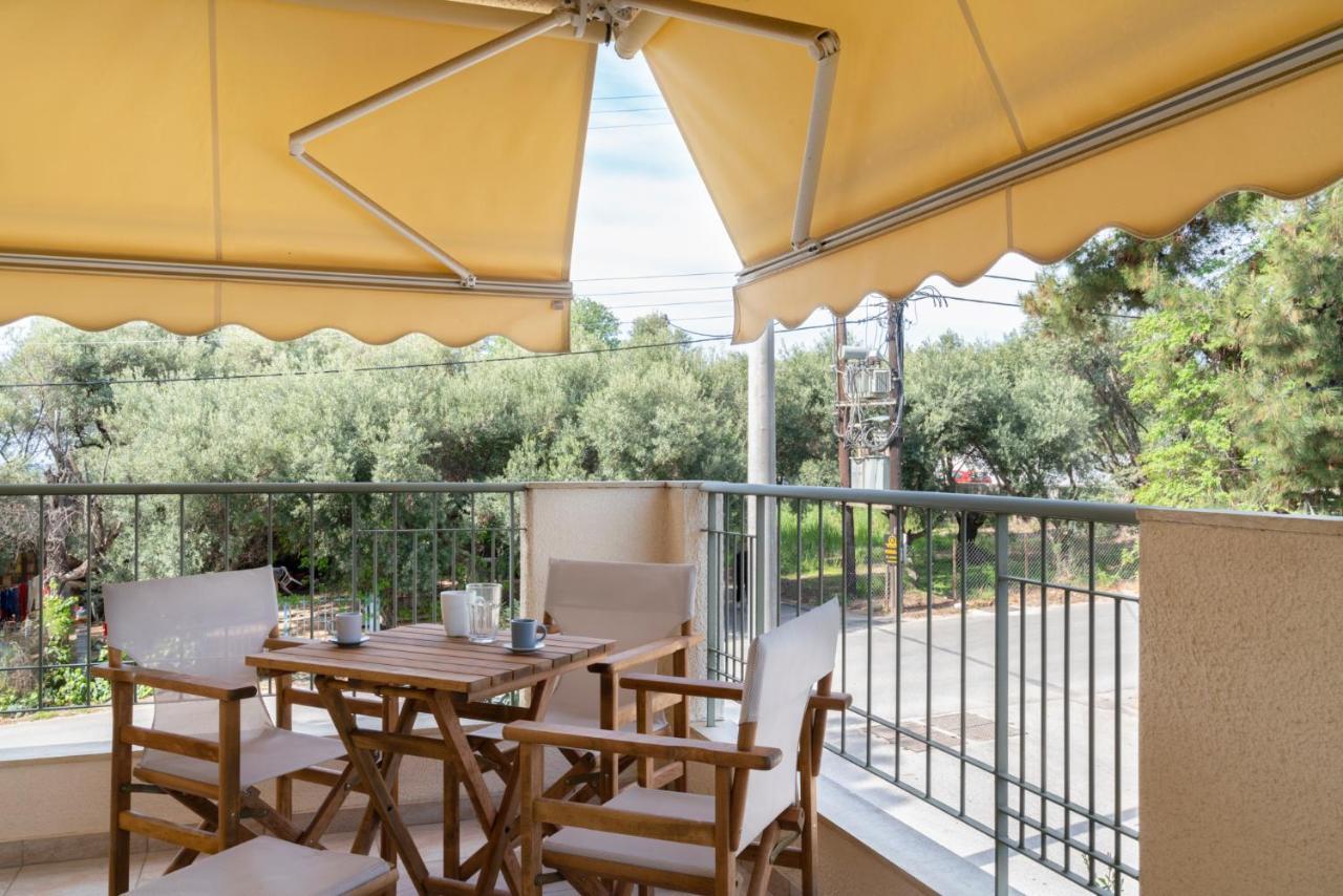Alexandros Maisonettes & Apartments Неа Мудания Екстериор снимка