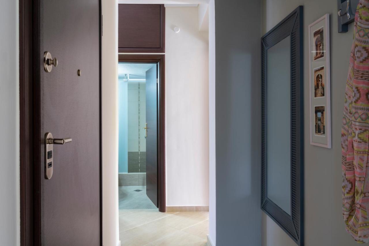 Alexandros Maisonettes & Apartments Неа Мудания Екстериор снимка
